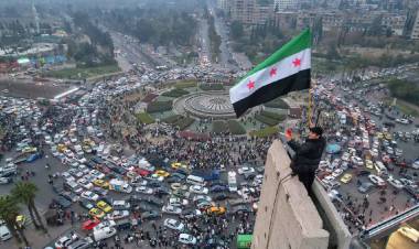 سوريا الجديدة: إدارة التنوّع وتثبيت الاستقرار 