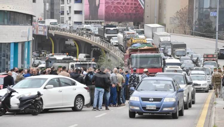 الضرائب تُسقط الأقنعة: أعباء تتزايد ووعود تتلاشى